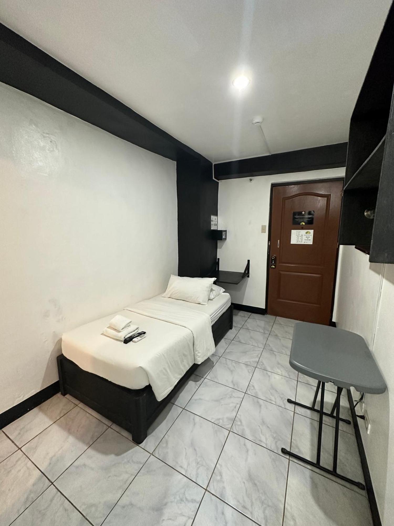 Fernando'S Hotel Sorsogon Εξωτερικό φωτογραφία