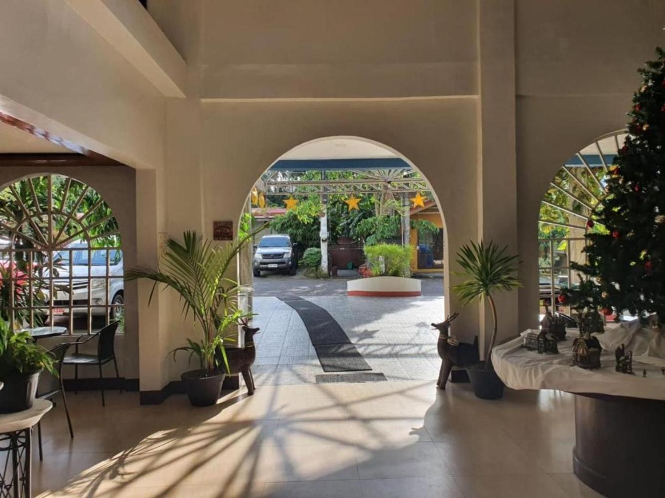 Fernando'S Hotel Sorsogon Εξωτερικό φωτογραφία